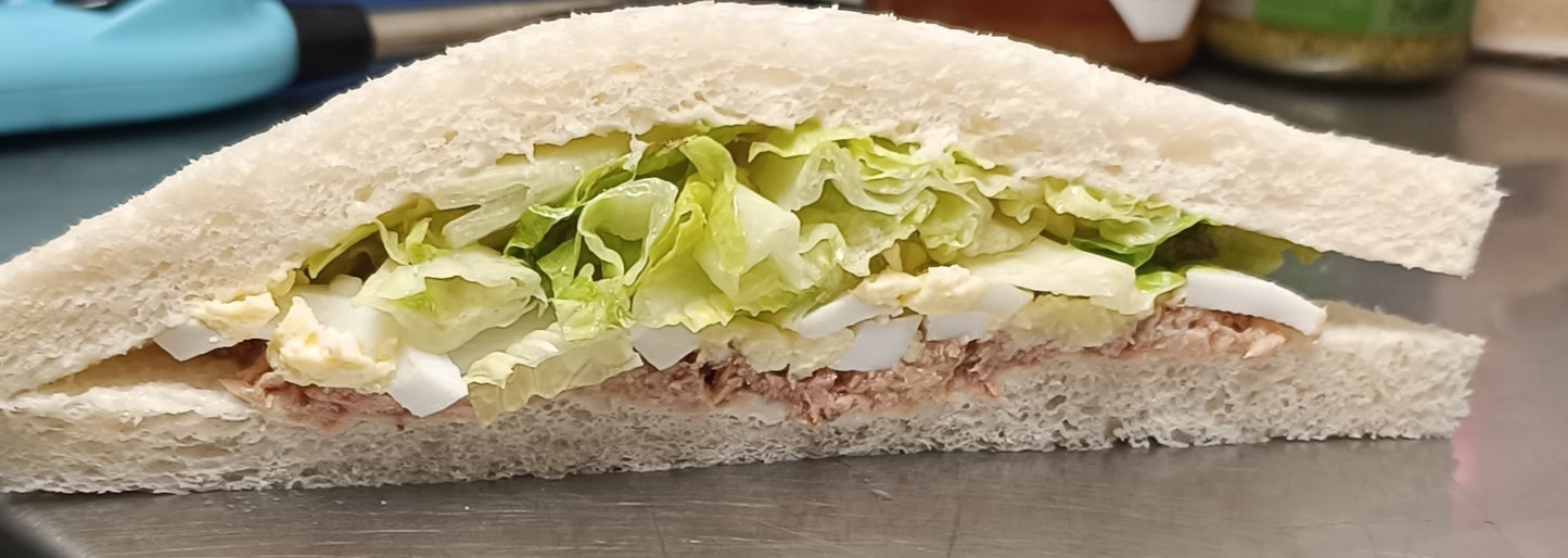 Tramezzino Tonno, uova e insalata